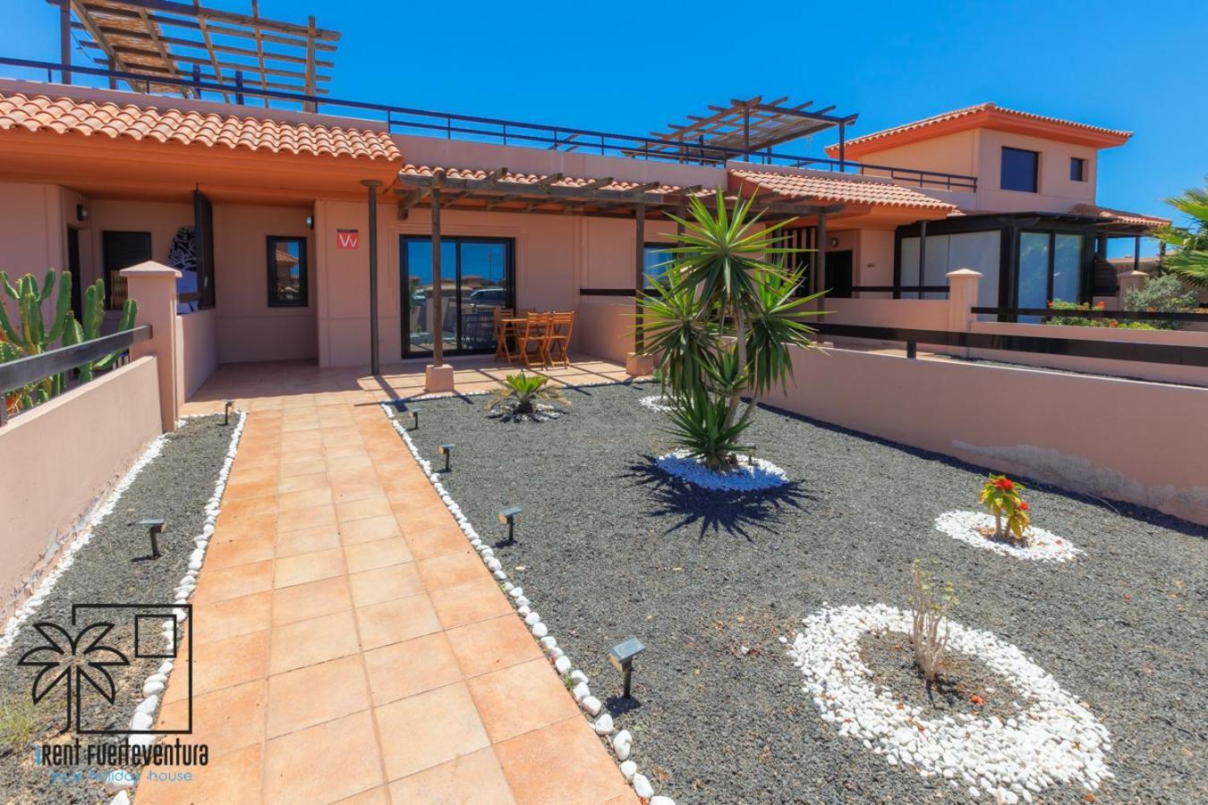 Casa De Los Viajeros Majanicho Irent Fuerteventura Villa Corralejo Bagian luar foto