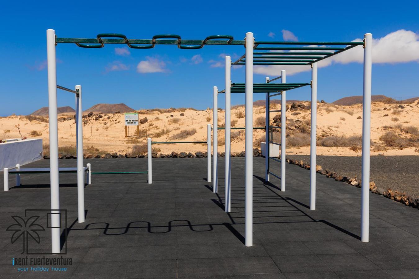 Casa De Los Viajeros Majanicho Irent Fuerteventura Villa Corralejo Bagian luar foto