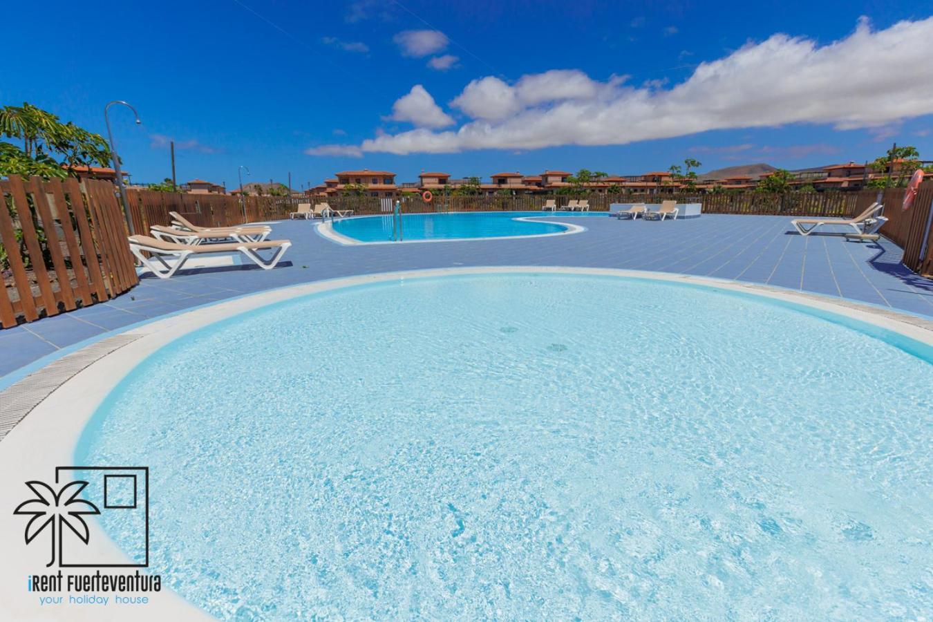 Casa De Los Viajeros Majanicho Irent Fuerteventura Villa Corralejo Bagian luar foto